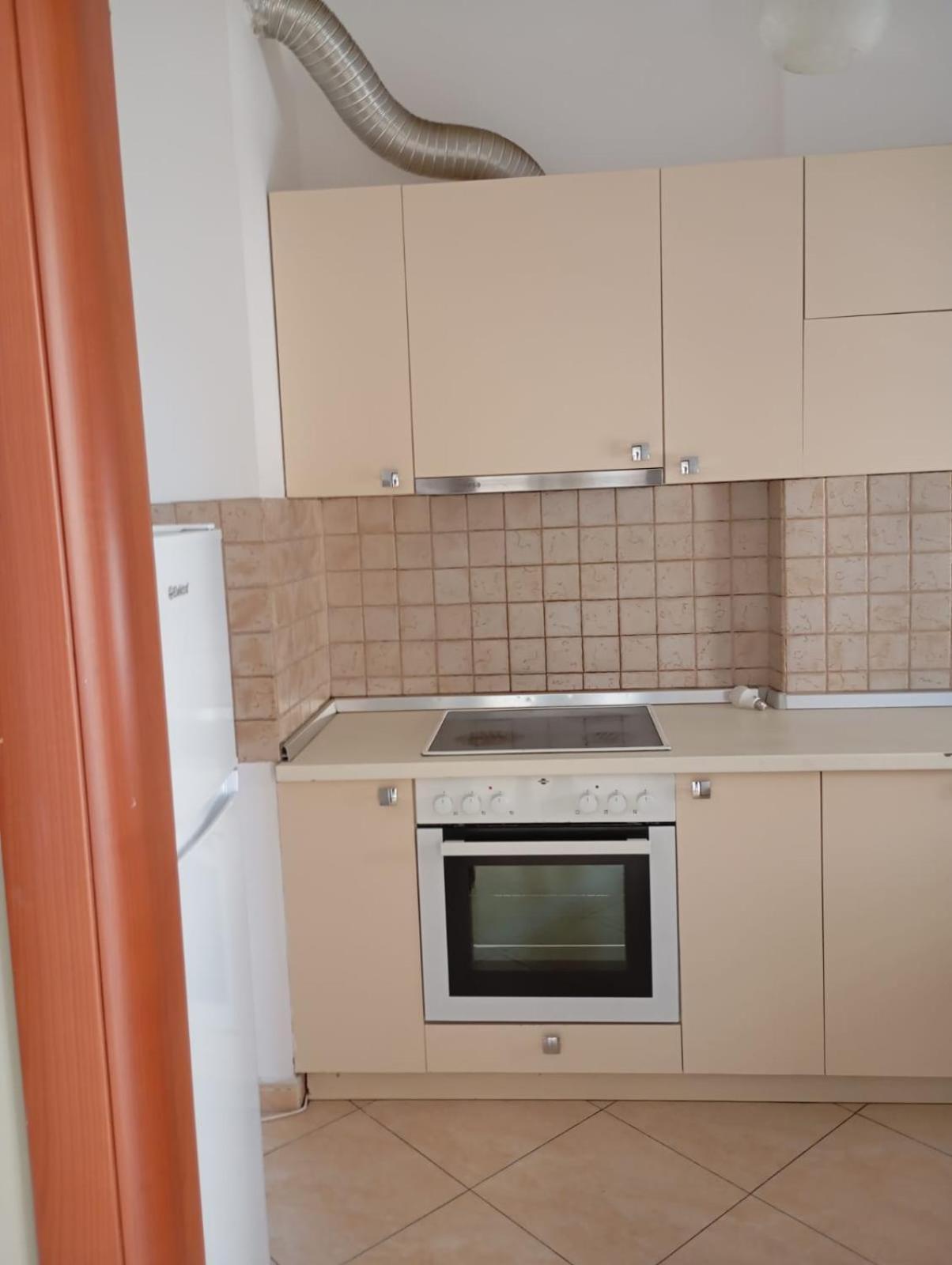 Royal 3 Hostel Tirana Kültér fotó