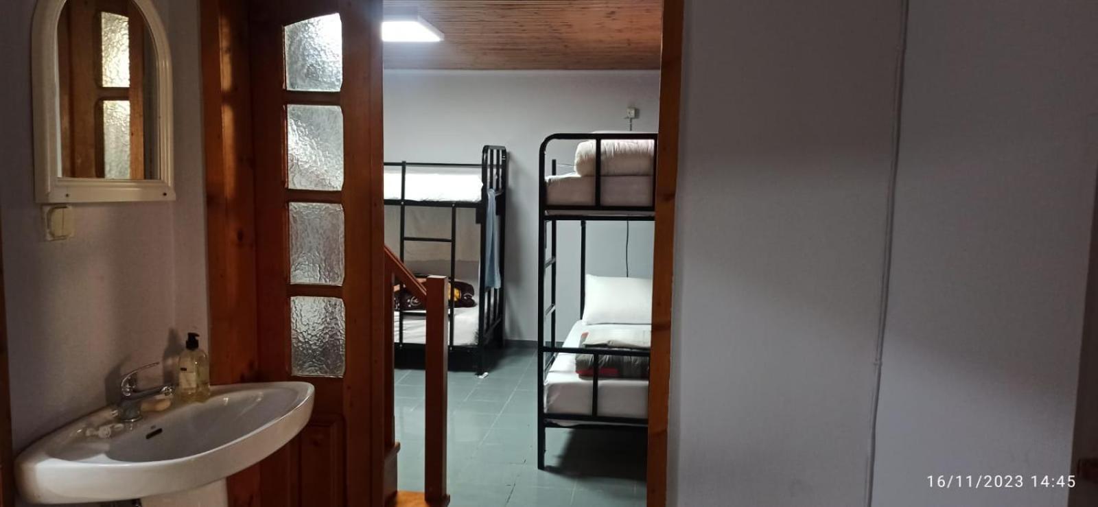 Royal 3 Hostel Tirana Kültér fotó
